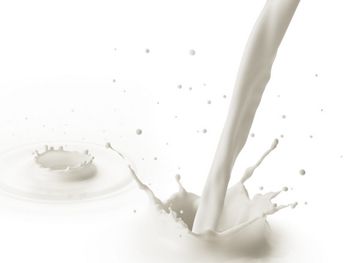 过期牛奶怎么用 使用过期牛奶的小妙招