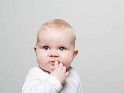 婴儿疝气的症状是什么表现