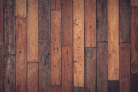 实木地板和实木复合地板哪个比较好