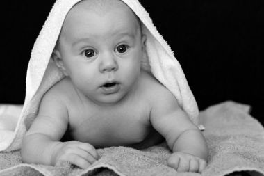 各个阶段给宝宝洗澡的注意事项有哪些