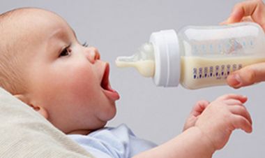 奶粉哺乳需要注意什么 奶粉喂养宝宝有哪些缺点