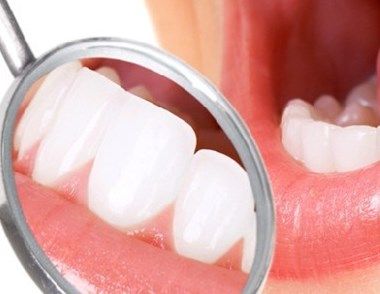 如何预防牙齿变黄 牙齿变白的小偏方