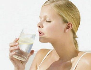 喝水减肥法需要怎么喝水 在和喝水中减肥