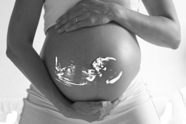 胎儿在肚子里能听到声音吗 胎儿在肚子里有感觉吗