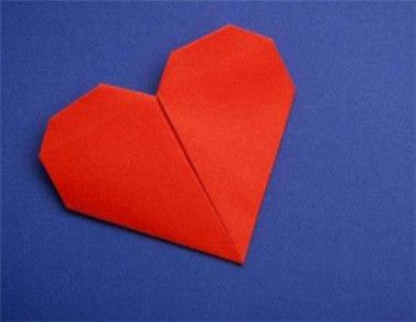 漂亮的爱心折纸怎么折 七夕爱心的折法