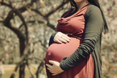 孕期胎儿在肚子里打嗝是怎么回事
