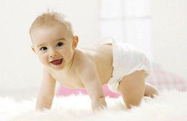 怎样为宝宝选择尿不湿   选择纸尿裤的注意事项
