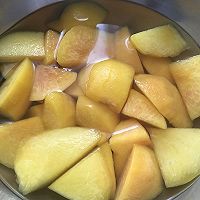 自制黄桃水果罐头的家常做法