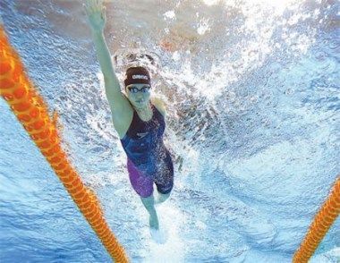 自由泳的正确练习方式是什么 如何学会自由泳