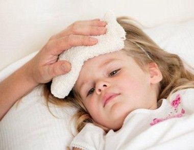 宝宝发烧是什么原因  宝宝发烧应该怎么办