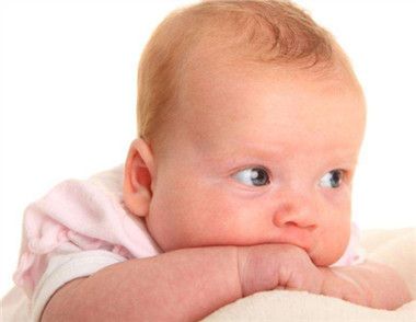 宝宝大便有血丝是什么原因 宝宝大便有血丝怎么办