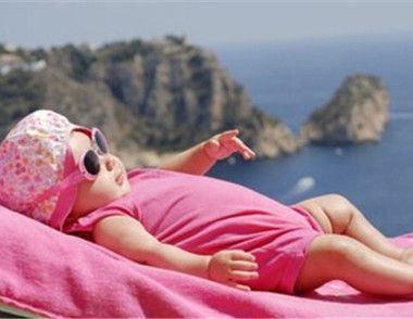 宝宝晒太阳补钙是真的吗 ​怎样给宝宝晒太阳