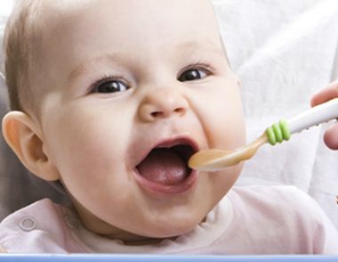 宝宝喂养有哪些误区？怎么正确喂养宝宝