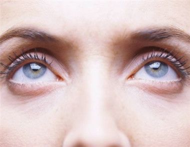 激光溶脂去眼袋能保持多久 激光溶脂去眼袋有什么危害