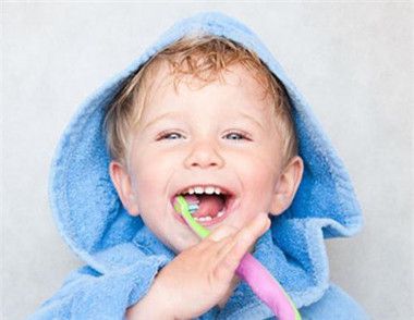 宝宝刷牙的正确方法  怎么让宝宝爱上刷牙