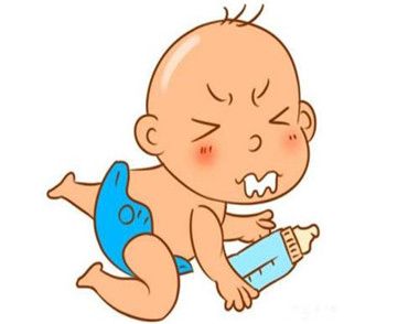 宝宝吐奶块怎么办  宝宝吐奶块是正常的吗