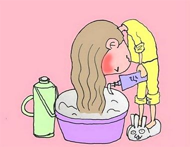 洗头发的正确步骤是什么？ 洗头发要注意些什么？