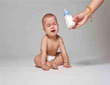 宝宝为什么不吃奶  宝宝不吃奶该怎么办
