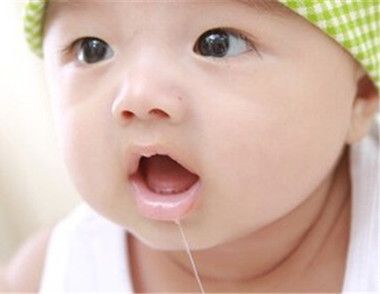 宝宝流口水的原因有哪些 ​宝宝流口水正常吗