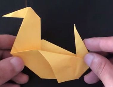 小黄鸭怎么折 小黄鸭折纸教程