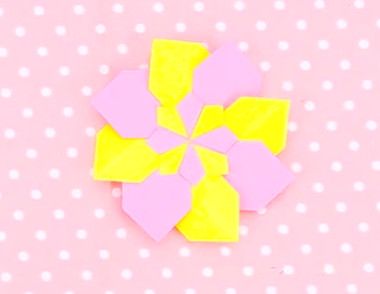 组合小花折纸教程 组合小花怎么折