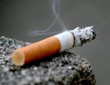​抽烟的人如何清理肺部垃圾     吃什么减轻抽烟对身体伤害