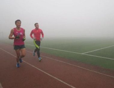 早上有雾可以跑步吗 早上有雾跑步有什么影响