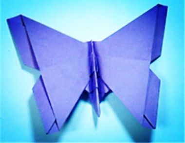 美丽的蝴蝶折纸教程 怎么折一只漂亮的蝴蝶