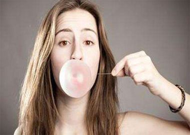 孕妇可以吃口香糖不 吃口香糖可以瘦脸不