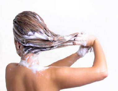 洗头加醋有什么好处 洗头可以用香皂吗
