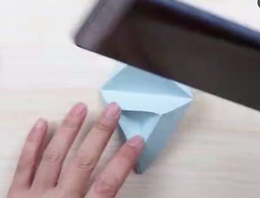 手机支架折纸教程 手机支架折纸图解
