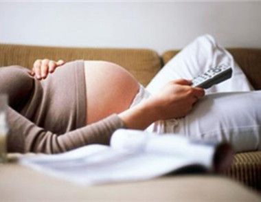 孕妇可以吹空调吗 孕妇吹空调的注意事项