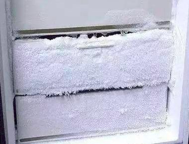 冰箱快速除冰小窍门 为什么冰箱容易结冰