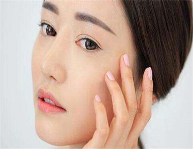 双眼皮手术多久可以化妆 双眼皮手术为什么不能化妆