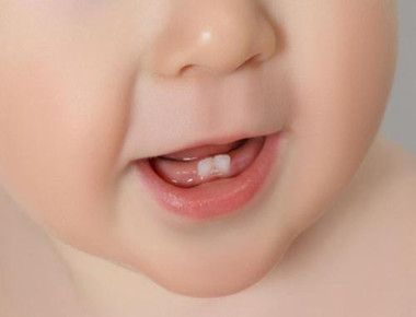 宝宝牙齿发黑是缺钙吗 宝宝缺钙会抽搐吗