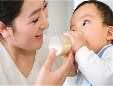 婴儿缺钙的症状 钙和锌可以同时补吗