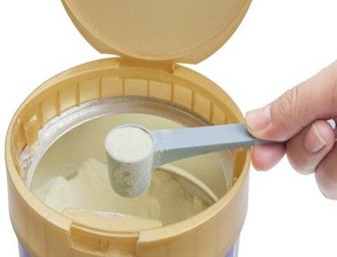 正确的冲奶粉方法 怎么冲奶粉才对