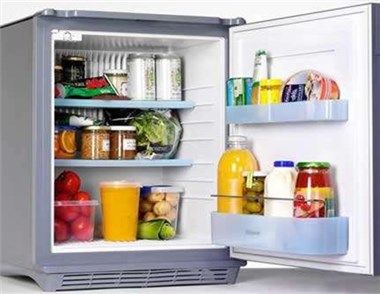 如何消除冰箱的异味 冰箱如何清洗消毒