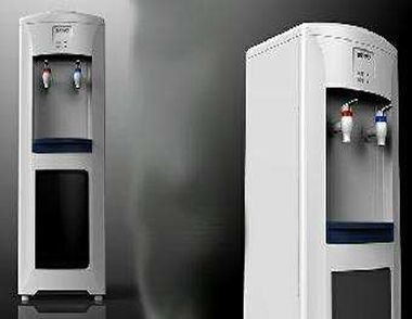 台式饮水机和立式饮水机哪个好 台式饮水机怎么清洗