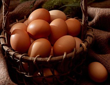 生吃鸡蛋有哪些危害 生吃鸡蛋的危害有哪些