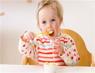 怎么给宝宝吃零食 零食根据宝宝体型选择