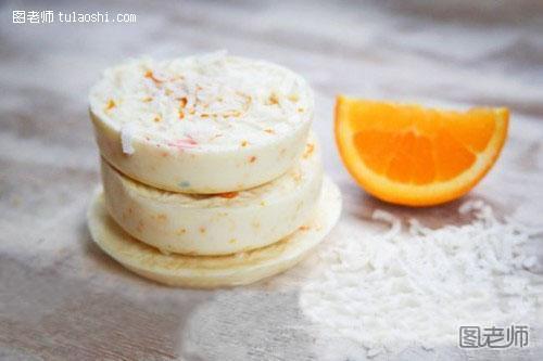 柑橘椰子手工皂的制作方法