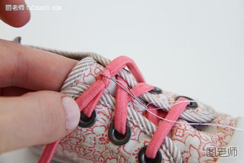 最简单方便的鞋带系法
