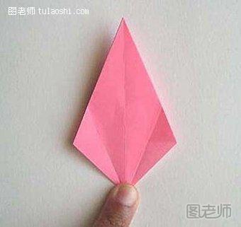 百合花折纸教程7