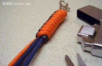 中国结双色钥匙链的编织方法21