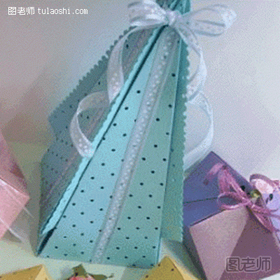 灯塔式礼物包装盒折纸方法