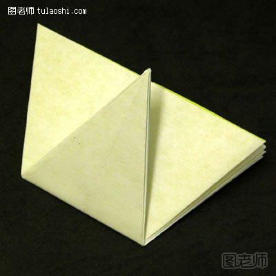 折纸太阳花的图解教程7