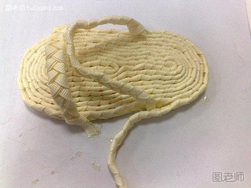 手工编织拖鞋的方法8