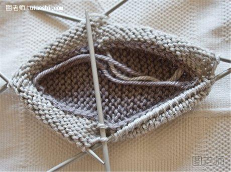 宝宝毛线鞋的编织方法3
