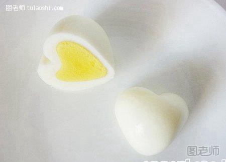 可爱的心形鸡蛋的制作方法1